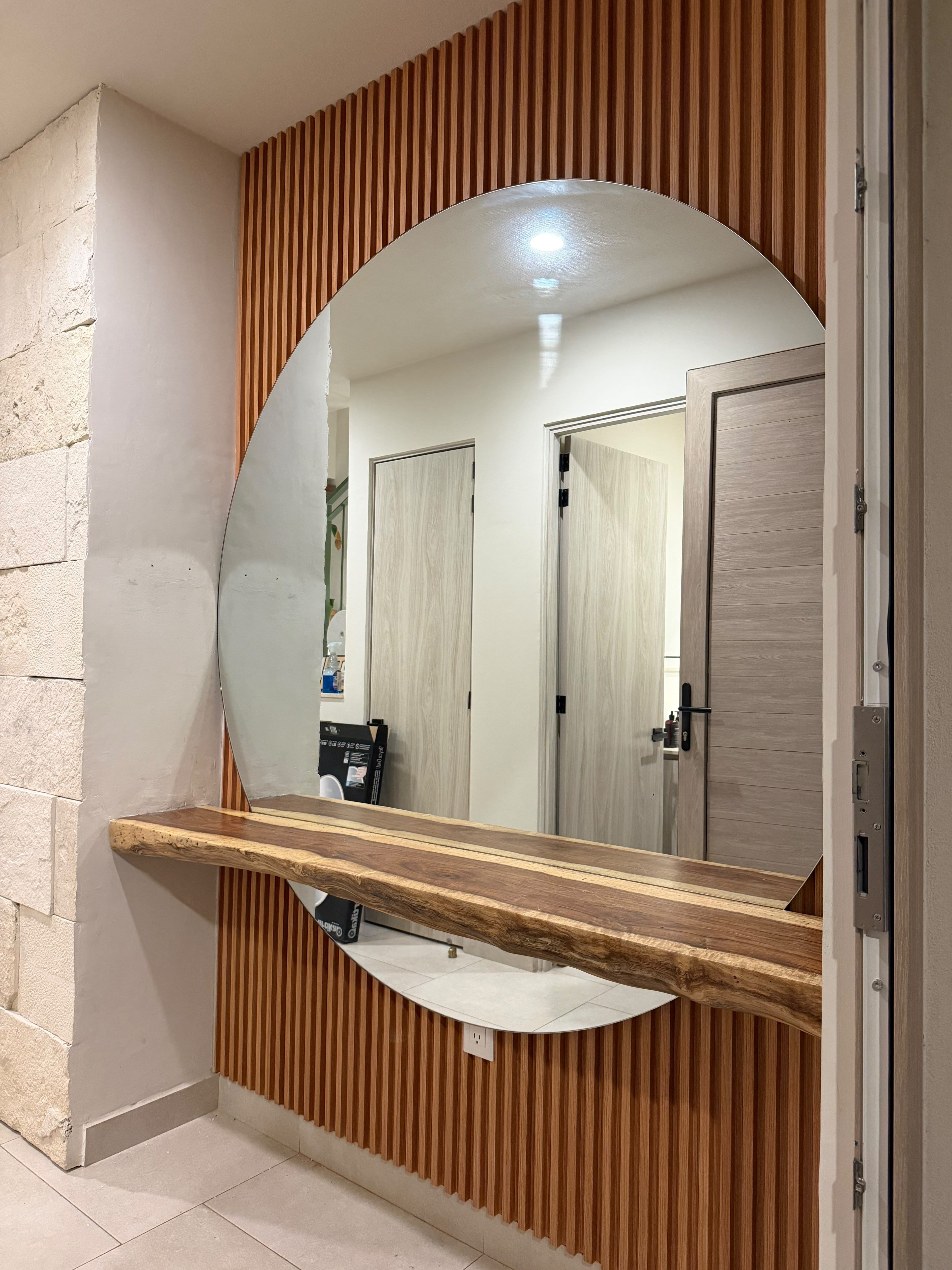 Barandal de cristal templado en escalera residencial instalado en León, Guanajuato por YAAS #10
