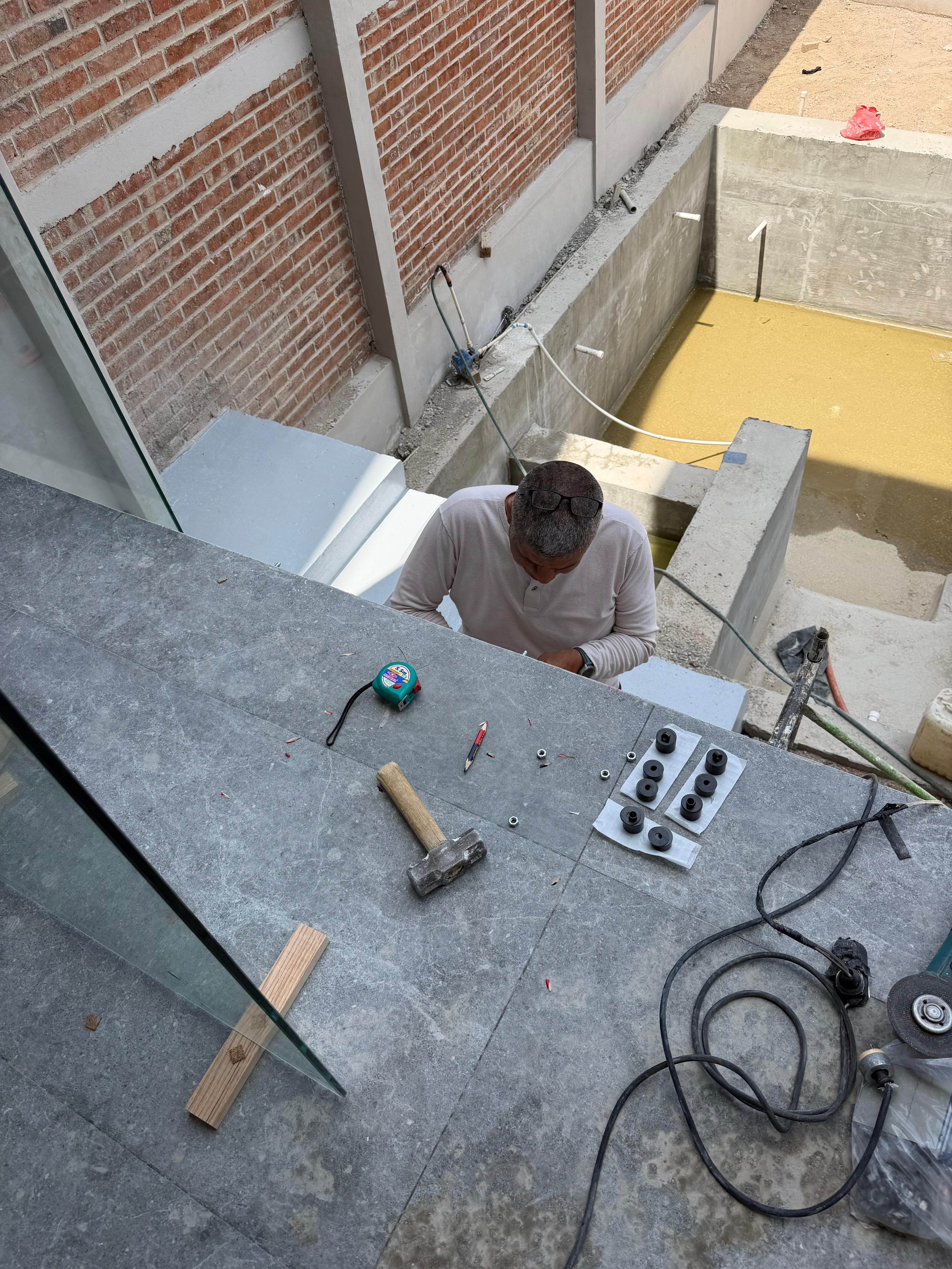 Fabricación y ensamble en taller YAAS León Gto instalado en León, Guanajuato por YAAS #15